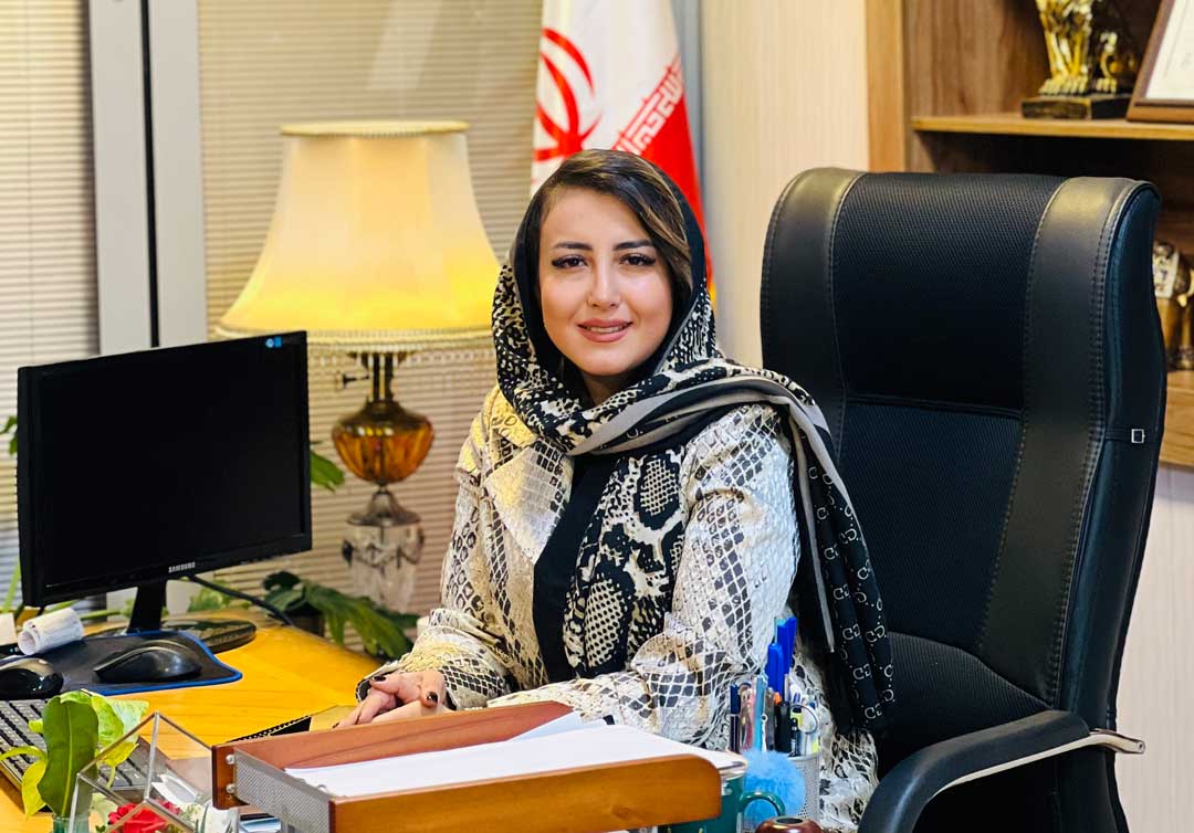 فریبا عصاری - کارآفرین مرکز آموزشی ایرانیان ملل